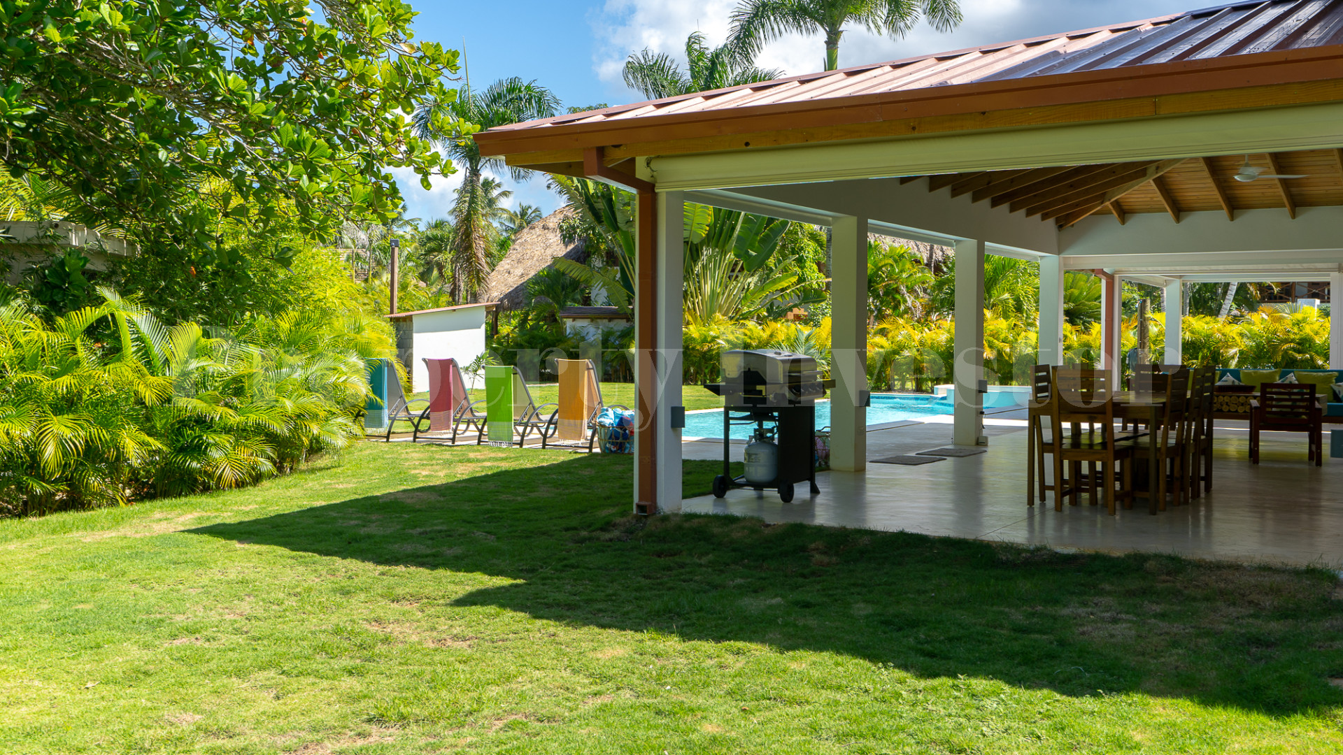 Spacious 6 Bedroom Contemporary Villa for Sale Near Playa Bonita, Dominican Republic