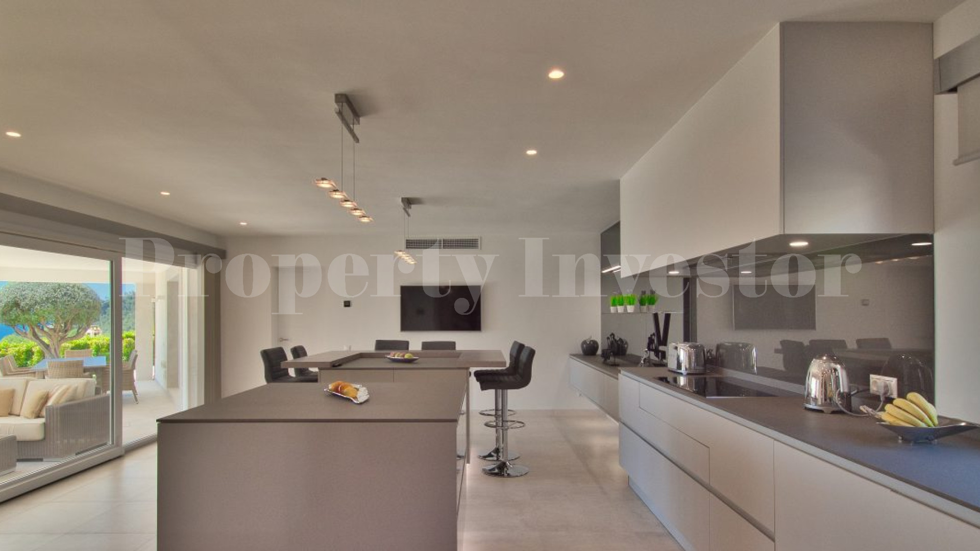 Luxury 4 Bedroom Sea View Villa in Prime Location of Port Andratx