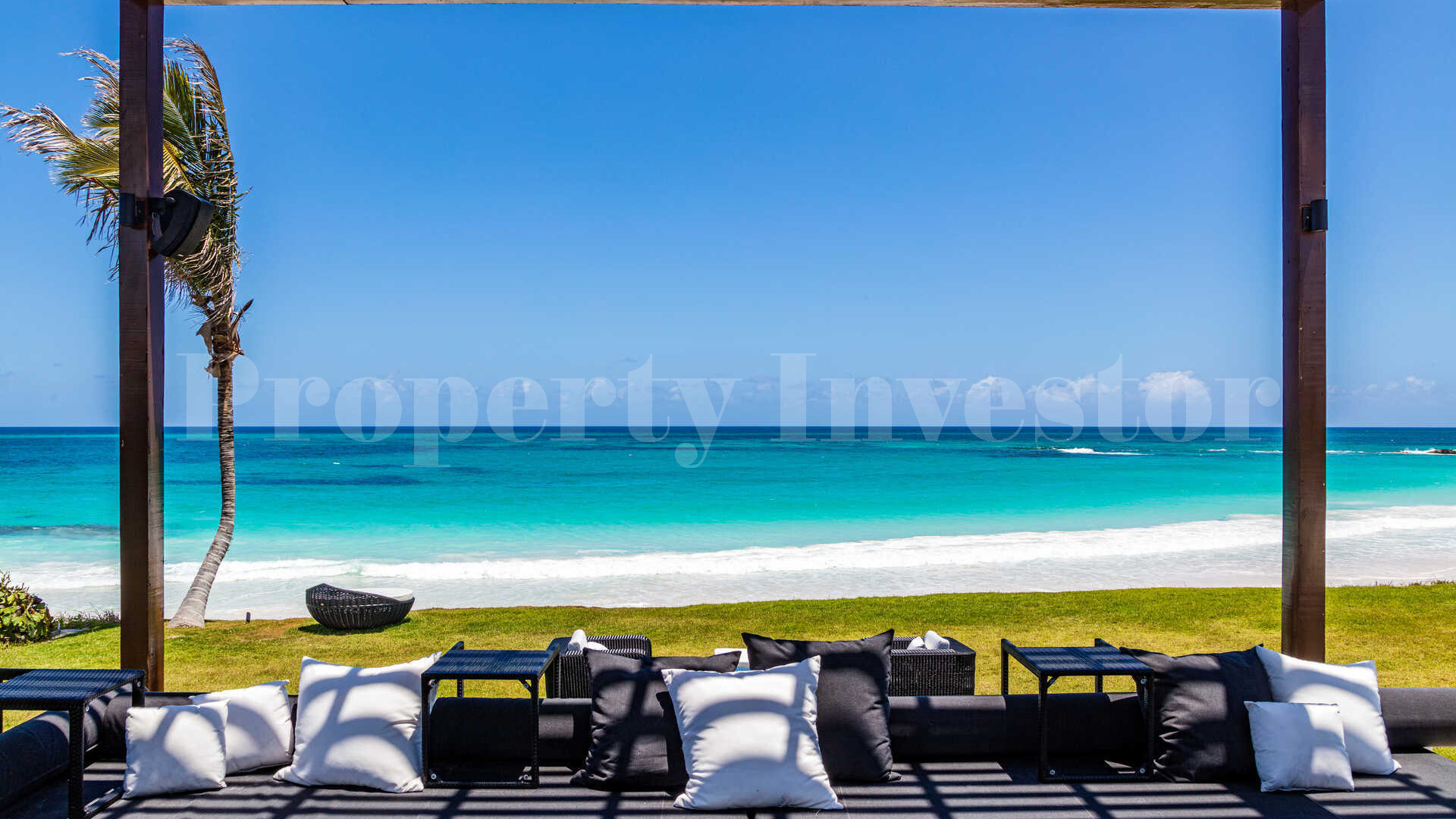 Divine 4 Bedroom Luxury Beachfront Villa for Sale in Eleuthera, the Bahamas