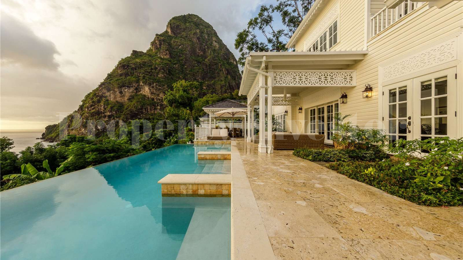 Exquisite 4 Bedroom Luxury Colonial Residence in St Lucia