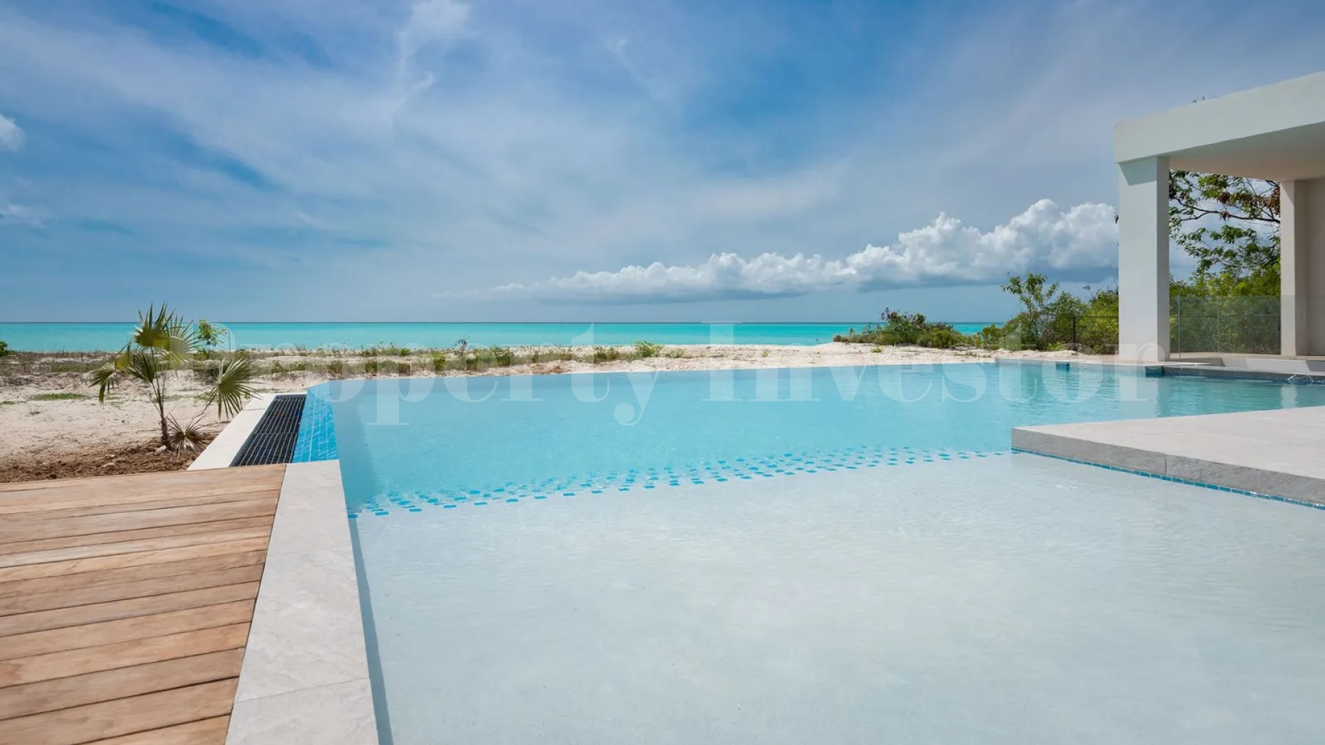 World Class 8 Bedroom Modern Beachfront Luxury Villa in Leeward, Turks & Caicos