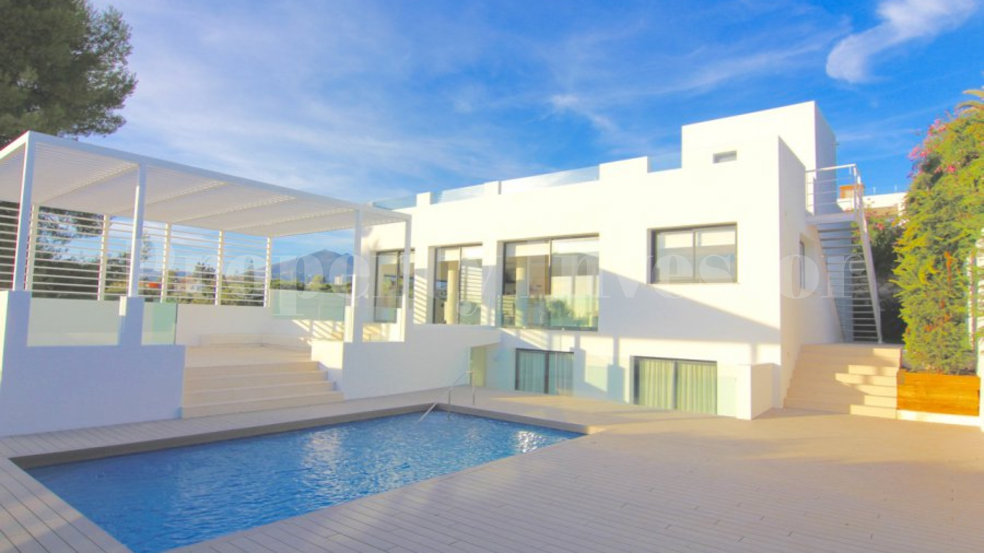 Beautiful 4 Bedroom Designer Villa for Sale in Nueva Andalucia, Marbella